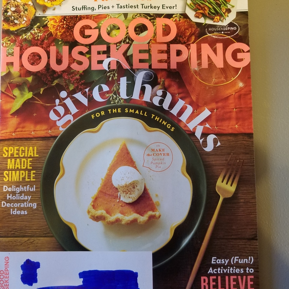 Magazines - Picture 3 of 5
